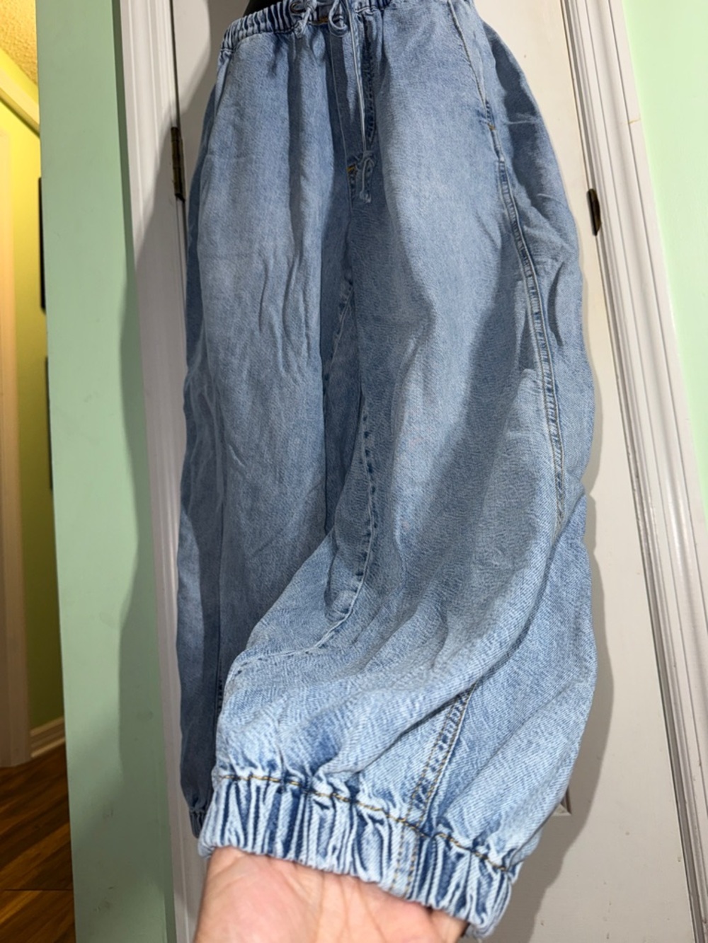 Pilcro Light Blue Beachy High-Rise Parachute Jean Harem Style Size XS Run Larger - Picture 4 of 10